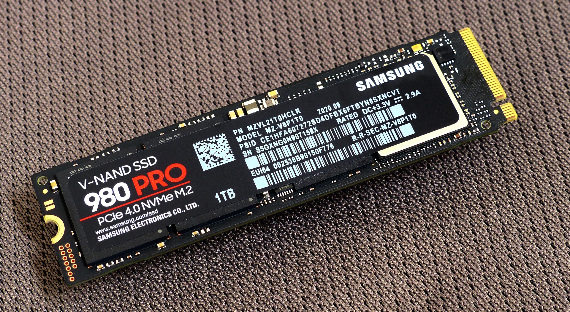 採用 PCIe Gen4 x4 達成 7000MB sSamsung SSD 980 PRO 1TB M 2 NVMe 實測