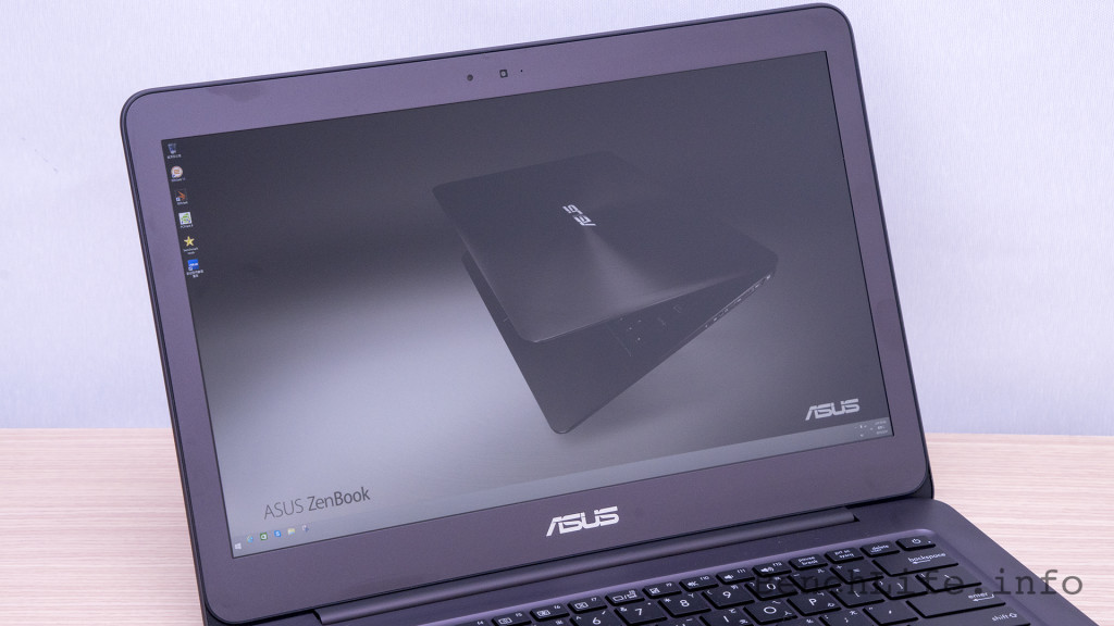 ASUS Zenbook UX305-12