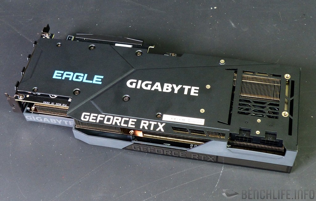GIGABYTE GeForce RTX 3080 EAGLE OC 10G metal back plate
