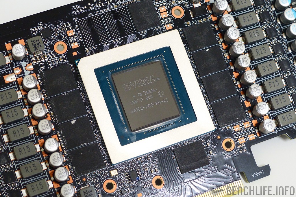 GIGABYTE GeForce RTX 3080 EAGLE OC 10G GA102-200 chip
