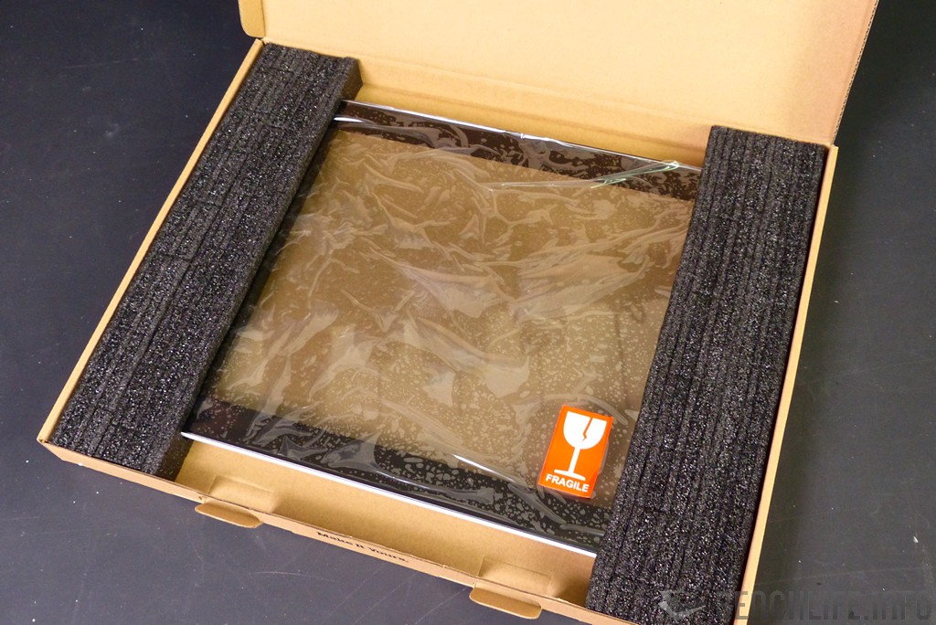 Cooler Master MasterBox Glass side panel