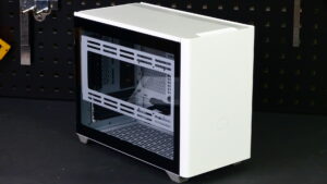 Cooler Master MasterBox NR200P