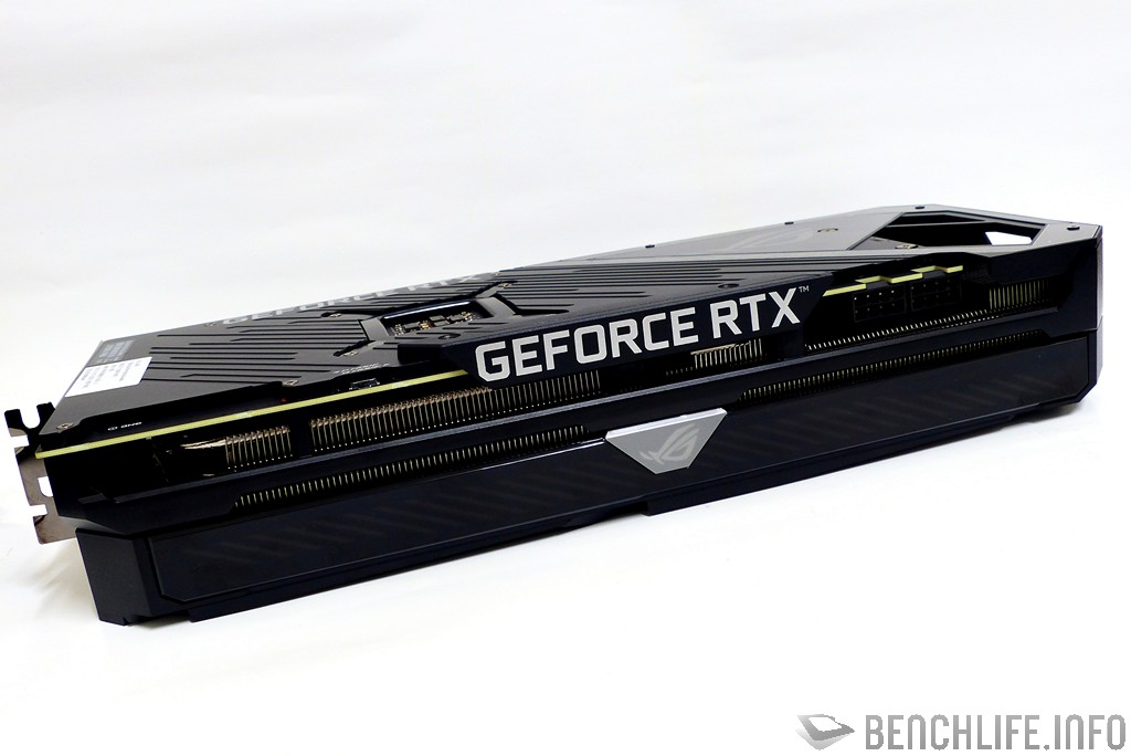 ASUS ROG Strix GeForce RTX 3070 O8G Gaming side