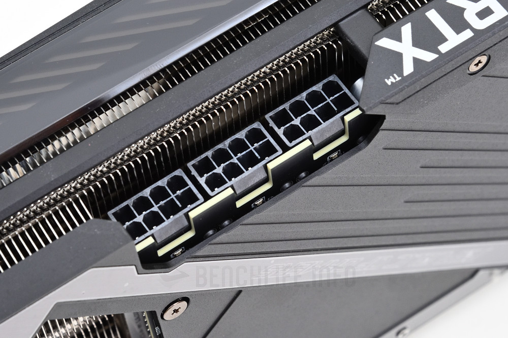 ASUS-ROG-Strix-GeForce-RTX-3070-Ti-OC-Edition-5.jpg