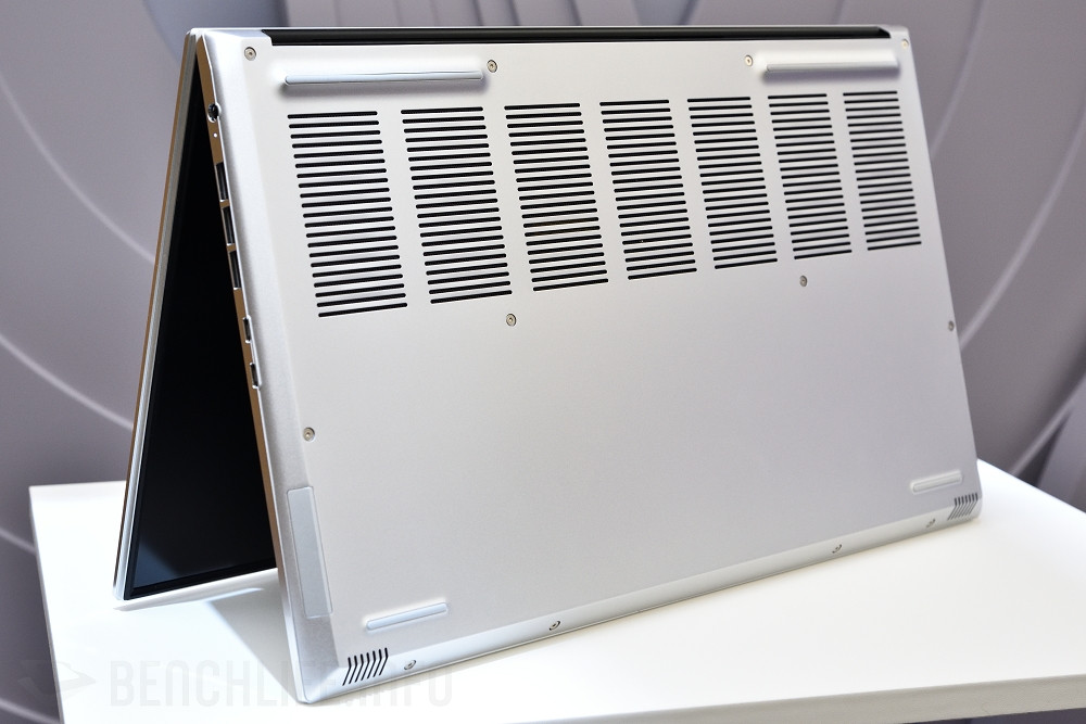 GIGABYTE AERO 17 (1)