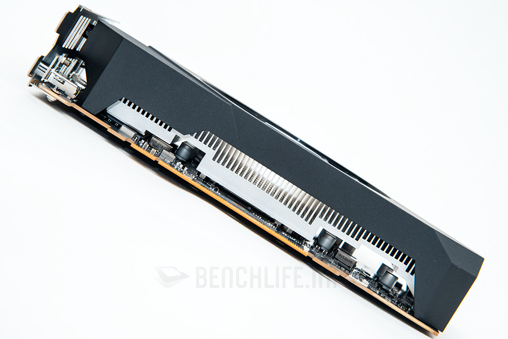 ASUS-Phoenix-Radeon-RX-6400-2.jpg