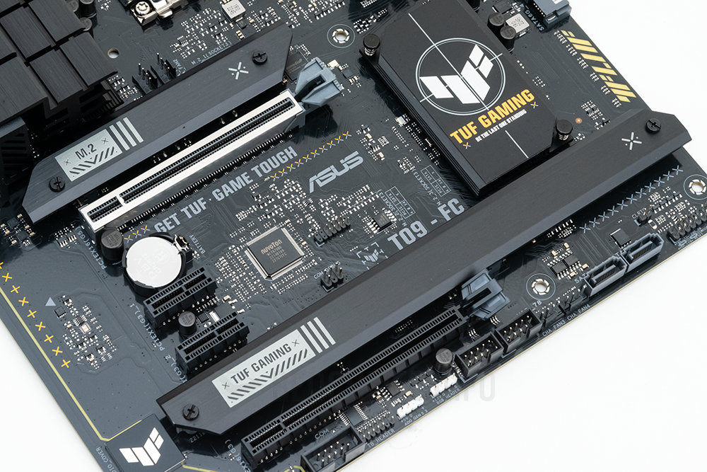 ASUS TUF Gaming B760-Plus WiFi D4 (15) - BenchLife.info