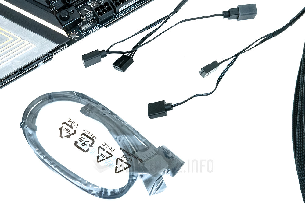 MSI MAG CoreLiquid I360 (10)