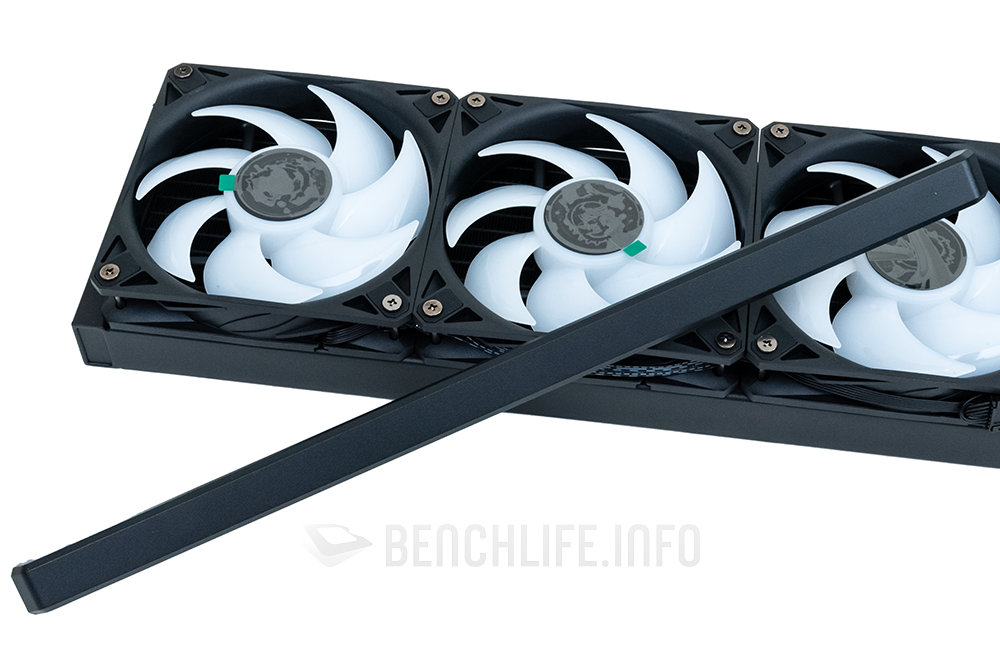 MSI MAG CoreLiquid I360 (11)