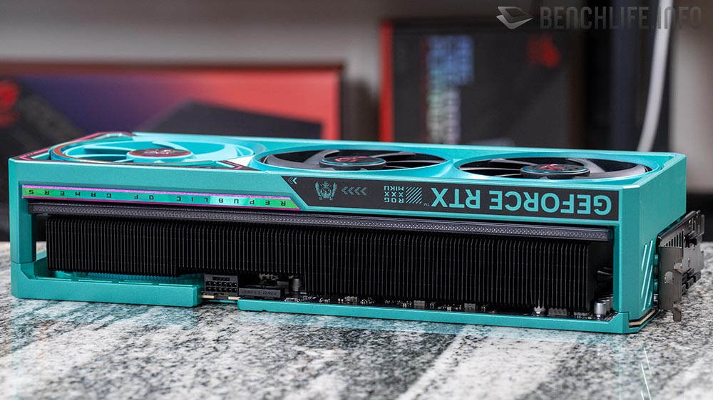 rog astral 5080 miku_7